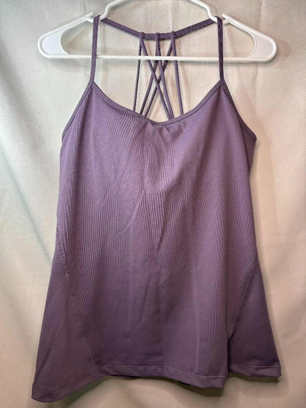 Women's GAIAM Size L - Purple Razor Back Build-in Bra Sleeveless Top